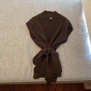 Ann Taylor Sweater Vest - Size medium